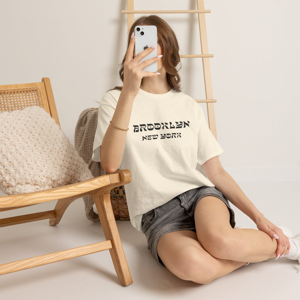 Brooklyn New York Hebrew Script - Unisex Heavy Cotton Tee
