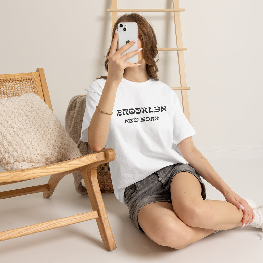 Brooklyn New York Hebrew Script - Unisex Heavy Cotton Tee