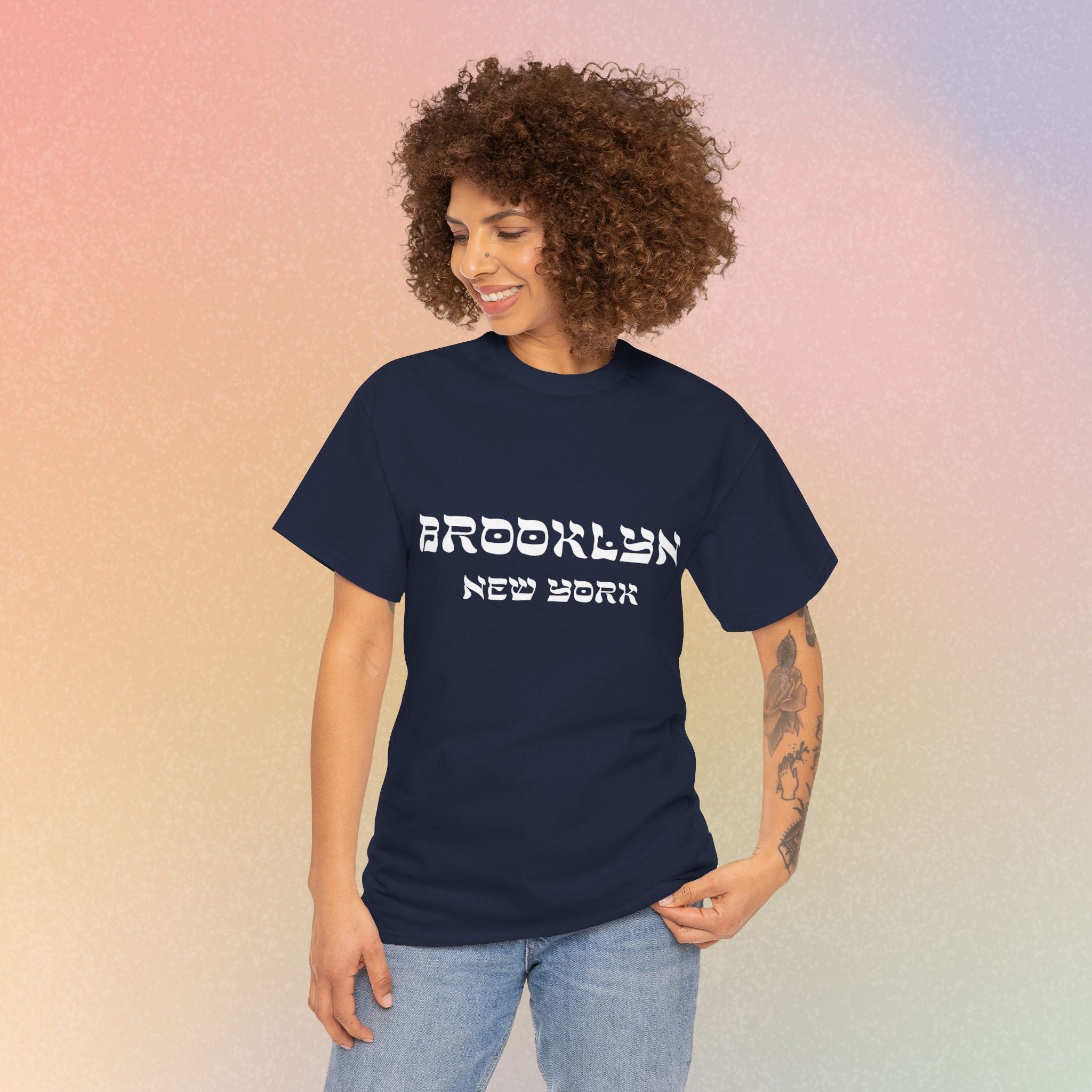 Brooklyn New York Hebrew Script - Unisex Heavy Cotton Tee