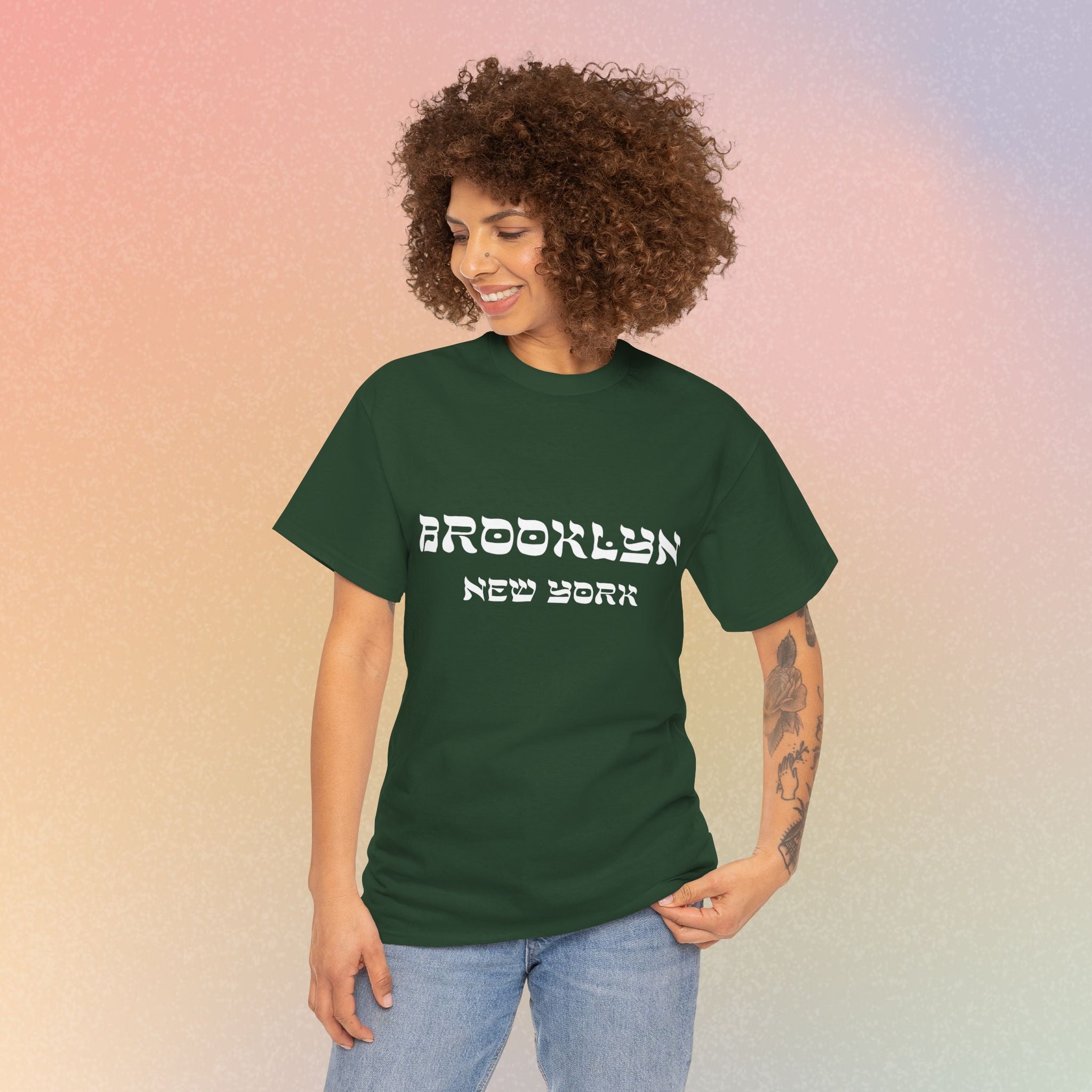 Brooklyn New York Hebrew Script - Unisex Heavy Cotton Tee
