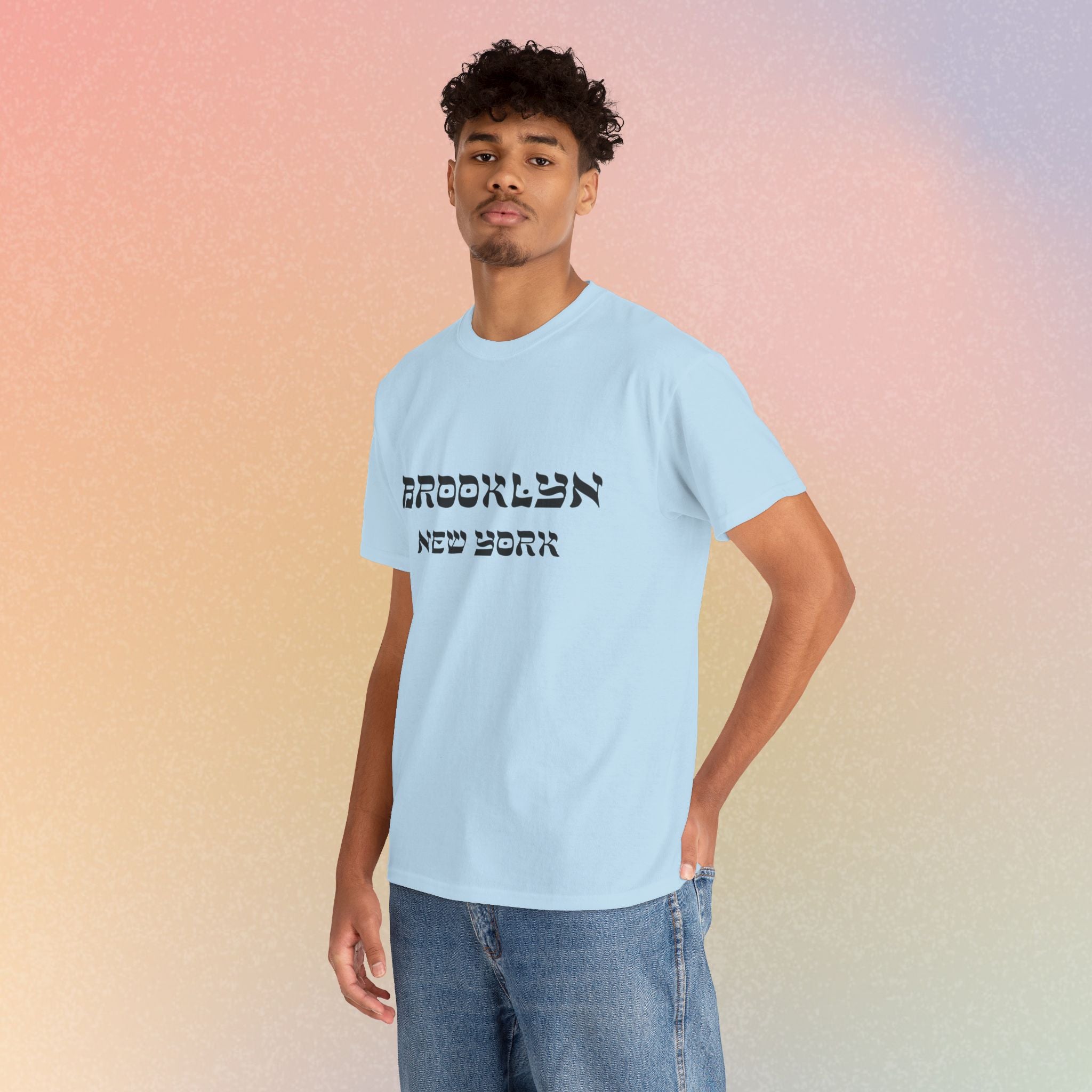 Brooklyn New York Hebrew Script - Unisex Heavy Cotton Tee