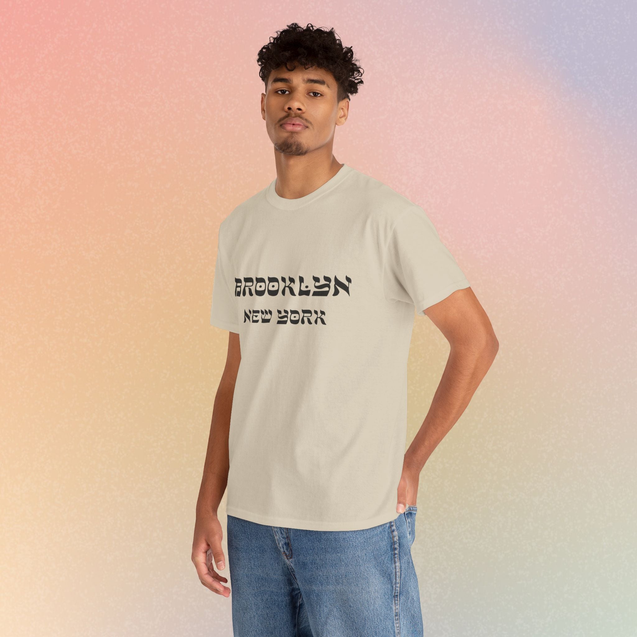 Brooklyn New York Hebrew Script - Unisex Heavy Cotton Tee