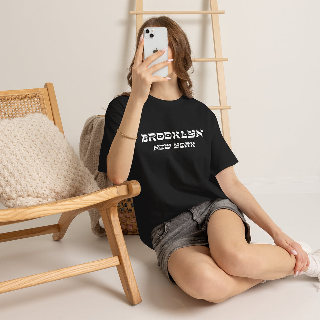 Brooklyn New York Hebrew Script - Unisex Heavy Cotton Tee