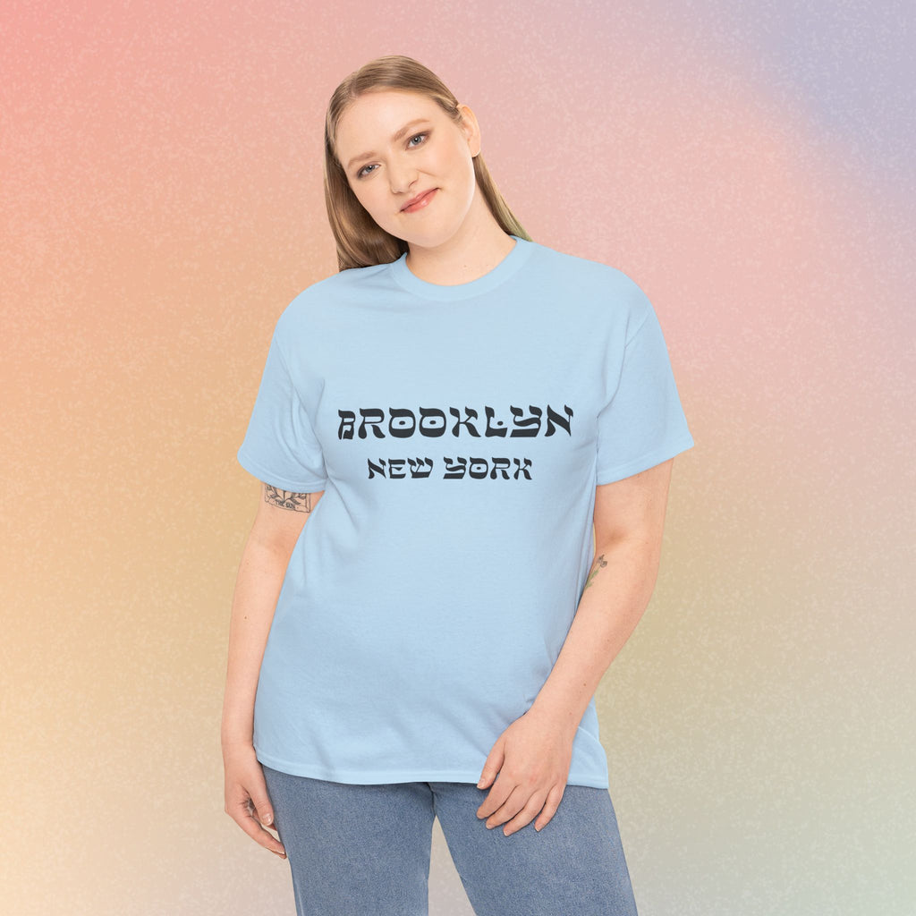 Brooklyn New York Hebrew Script - Unisex Heavy Cotton Tee