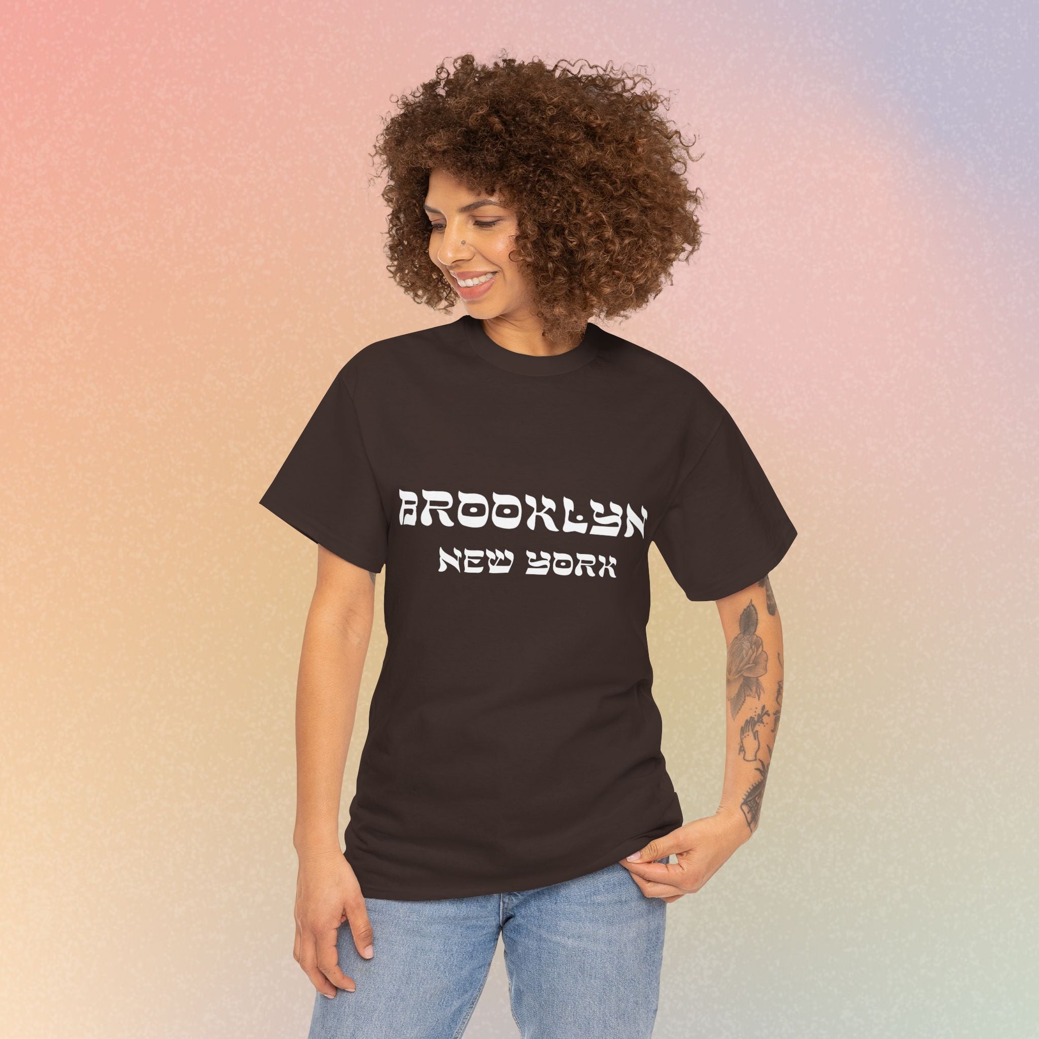 Brooklyn New York Hebrew Script - Unisex Heavy Cotton Tee