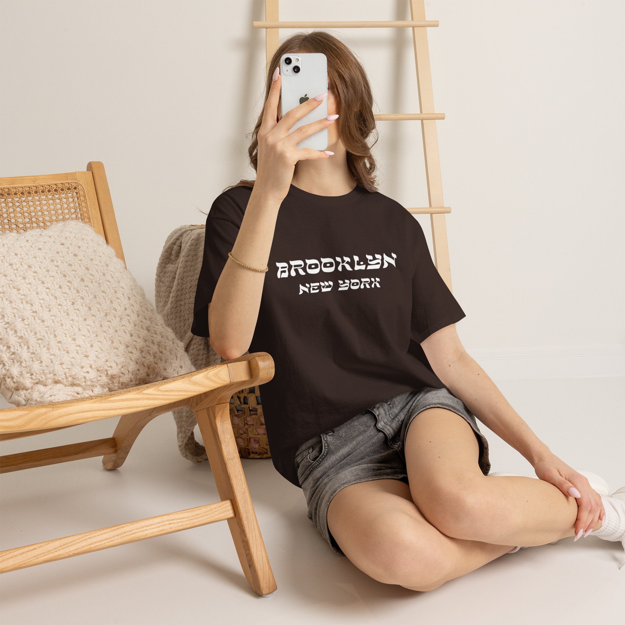 Brooklyn New York Hebrew Script - Unisex Heavy Cotton Tee